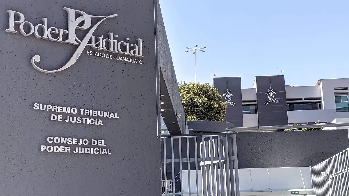 NO HABRÁ UNA CRISIS__CONSTITUCIONAL TRAS LA REFORMA JUDICIAL_ TINAJERO (1)