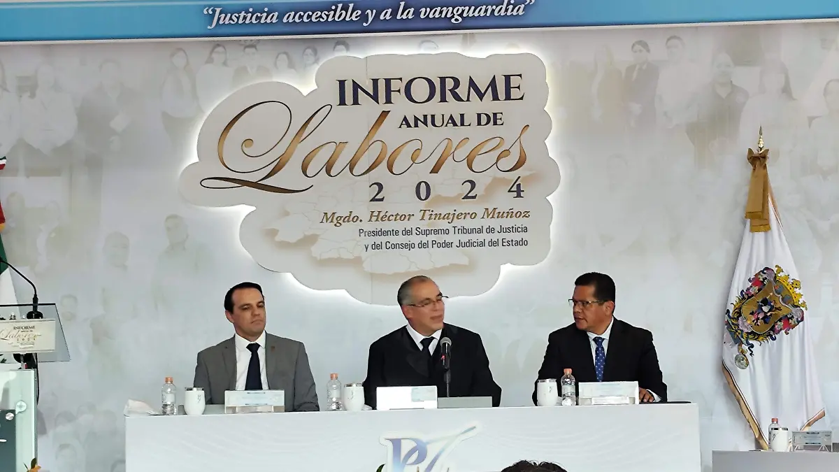 Héctor-Tinajero-resaltó