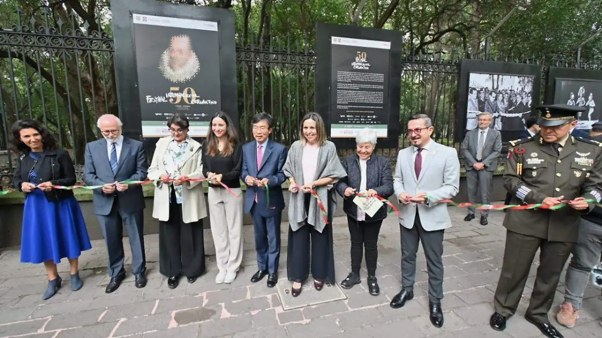 EXPONEN FOTOS CERVANTINO (1)
