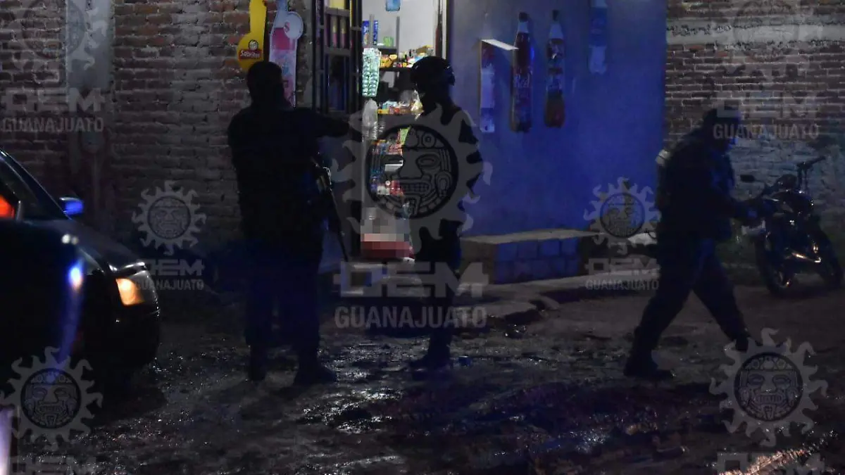 muerto-en-una-tienda-okokok