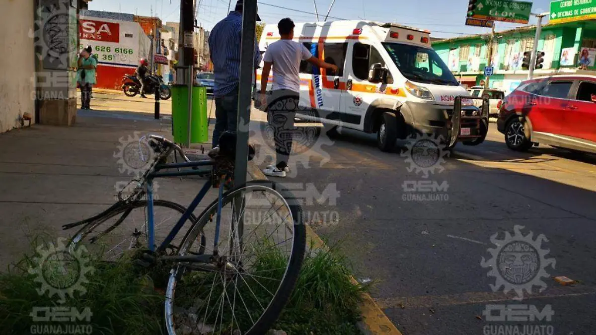 Arrollan-a-hombre  (3)