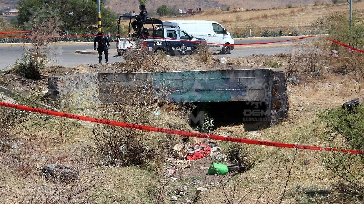 Hallan-cadáver-encobijado (2)