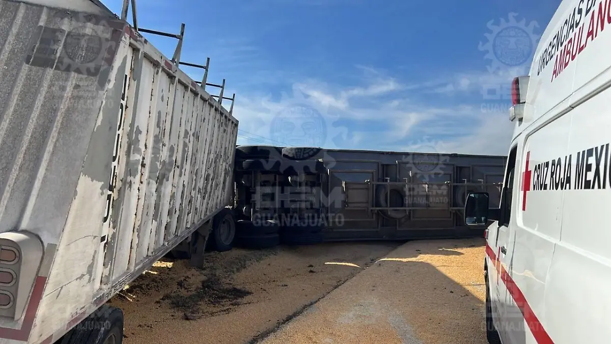 Vuelca-tráiler  (2)