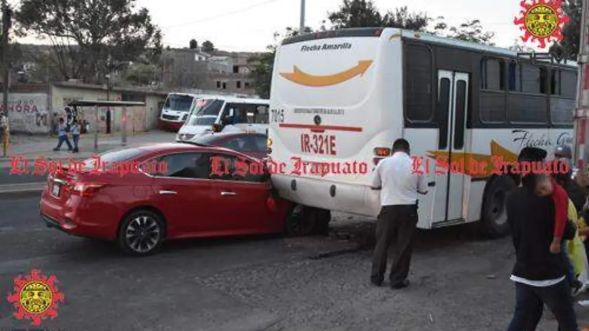 CHOQUE SALIDA A LEON (2)