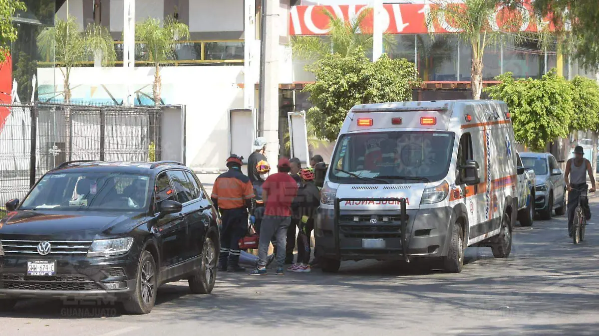 38dc0f36-e8cd-4208-bfd1-8a04c9c129af (1)