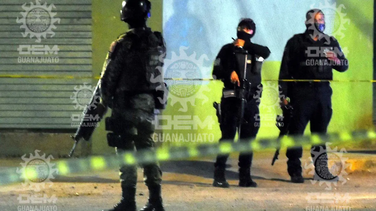 Balean-a-tres-en-Las-Fuentes