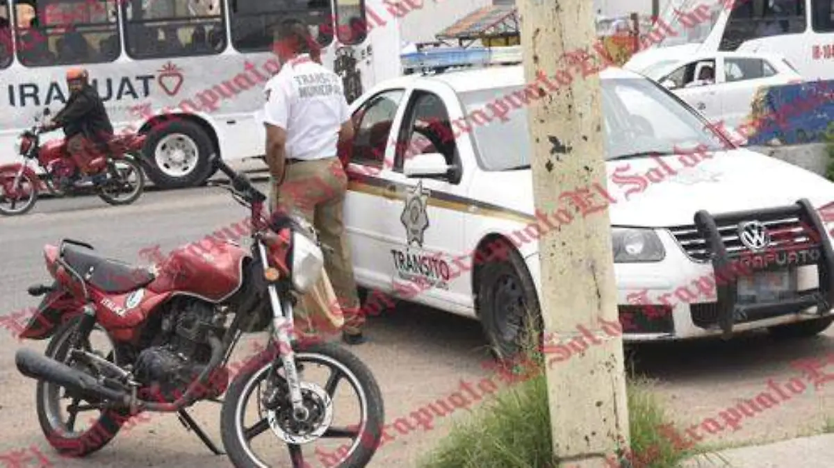 ATROPELLA A MOTOCICLISTAS OK