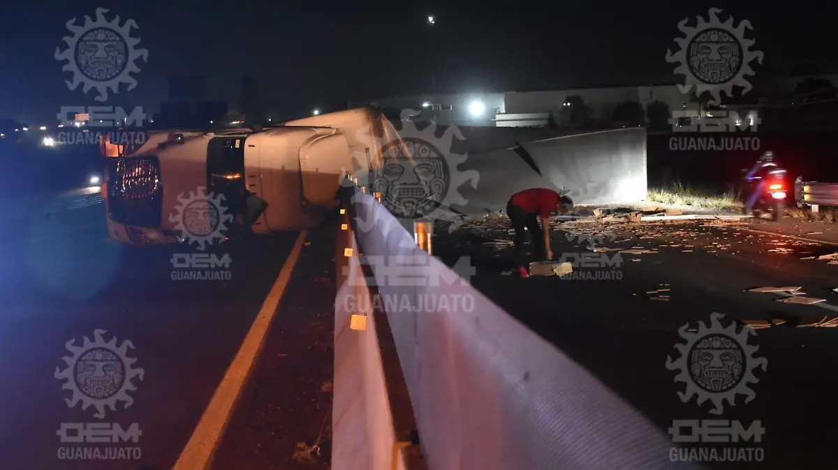 Vuelca-tráiler  (1)