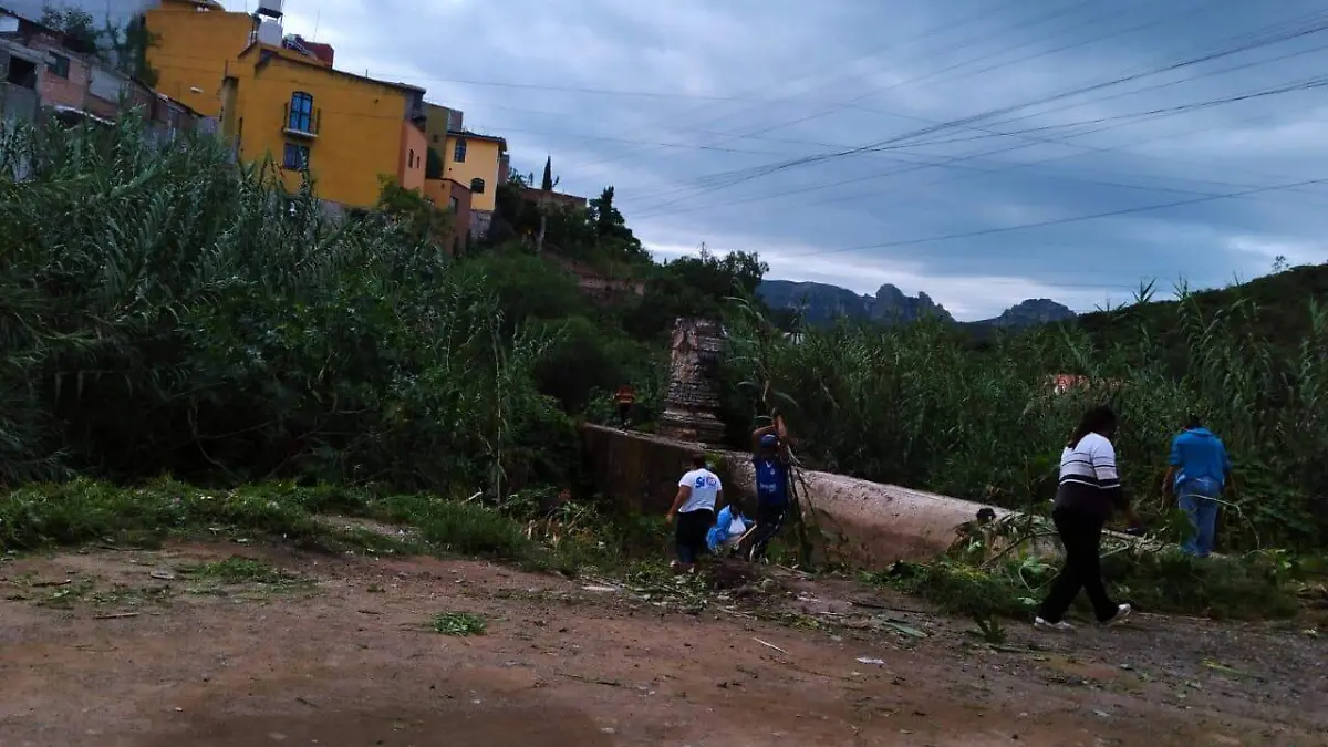 Previenen-vecinos-más-inundaciones (2)