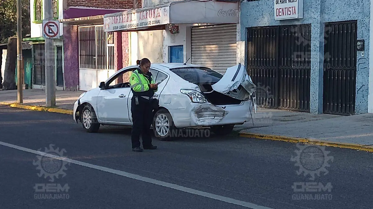 Intenta-ganarle-el-paso-al-tren (1)