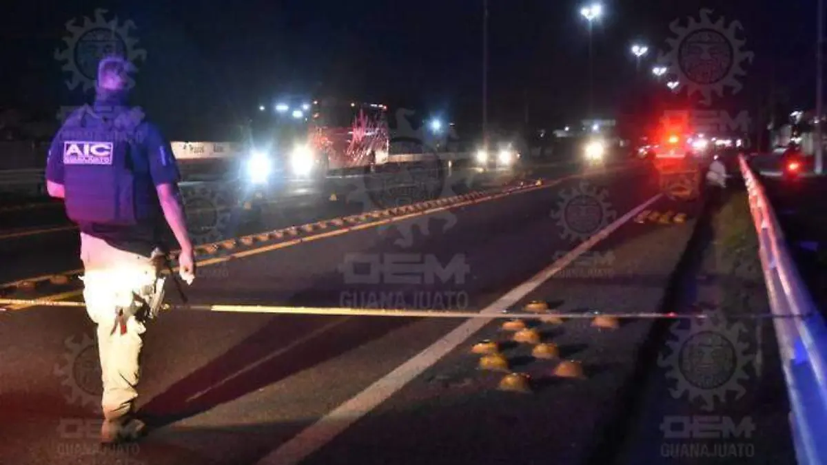 Un-hombre-de-la-tercera-2-okokok