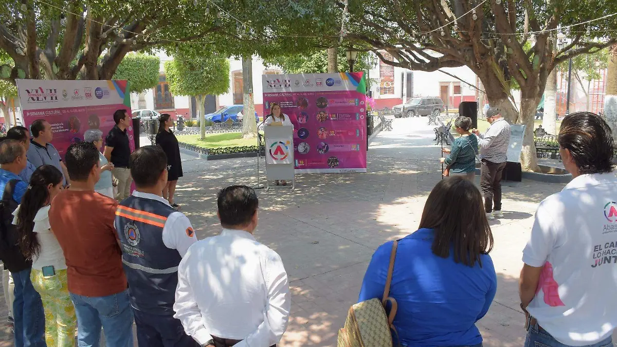 La-alcaldesa-Rocío-okokok