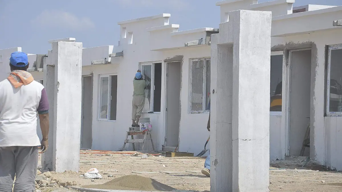 FOTO 1.- CASAS PARA POLICIAS