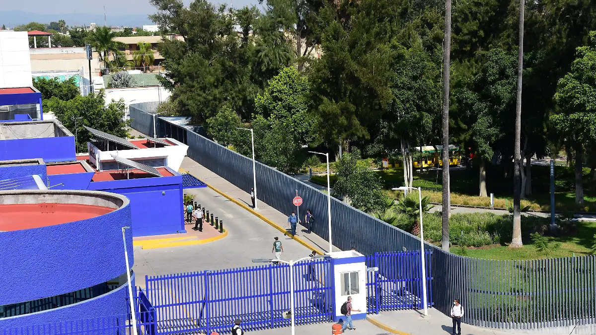 TERRENO-CENTRO-DE-ESPECIALIDADES-(2)-