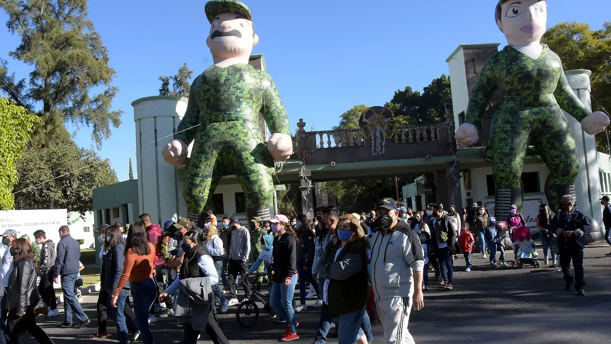 PASEO ZONA MILITAR (1)