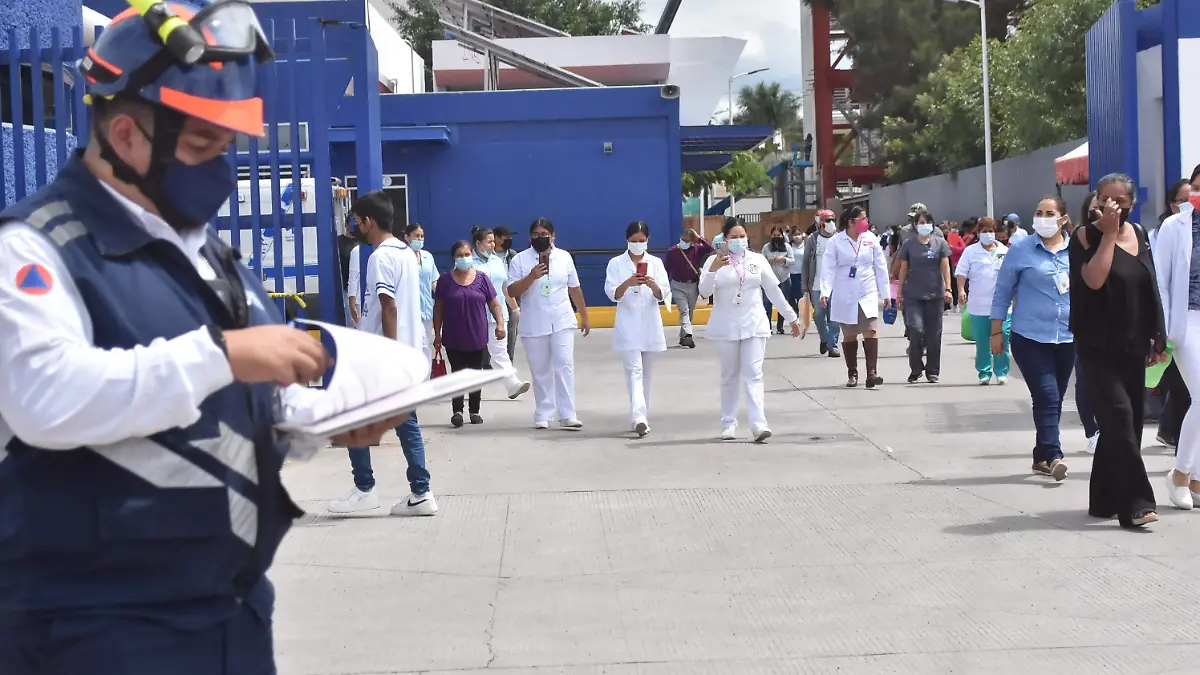 MEGA SIMULACRO. l RICARDO SANCHEZ .- EL SOL DE IRAPUATO (5)