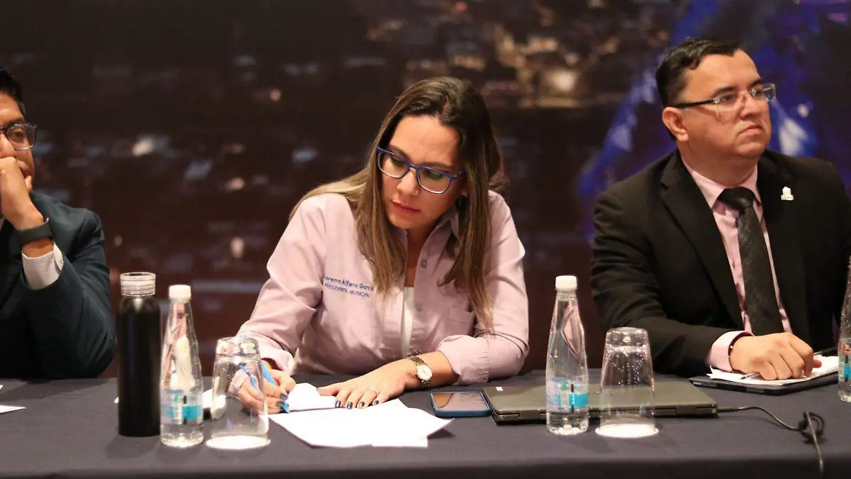 CONTINÚAN APORTACIONES CIUDADANAS PARA CONSTRUCCIÓN DE LA PAZ (5)