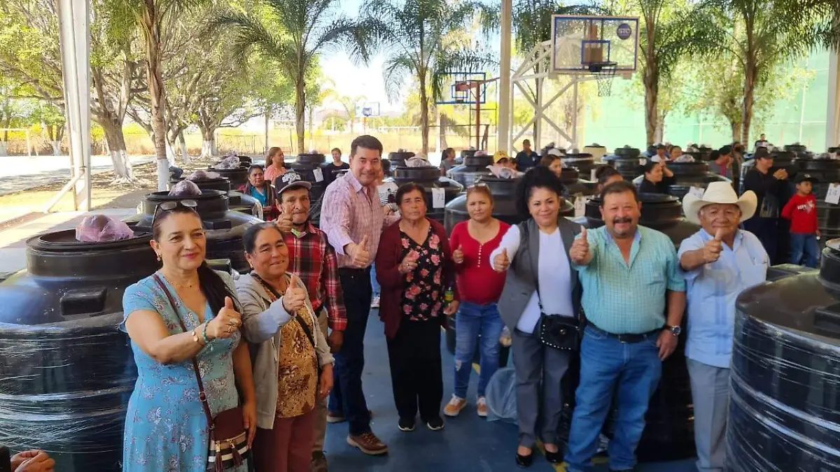 e3edb627-6c84-487b-acad-9f72732789de