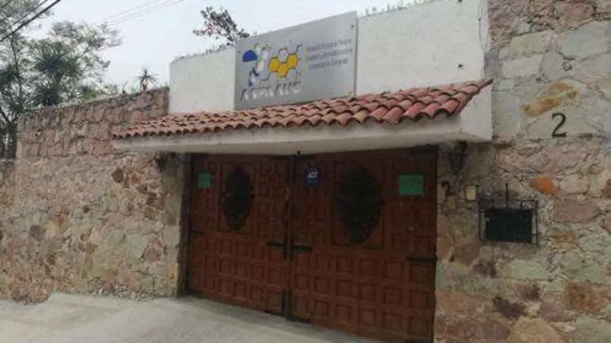 b4e92304-74f9-4059-b469-99f6688c1e88