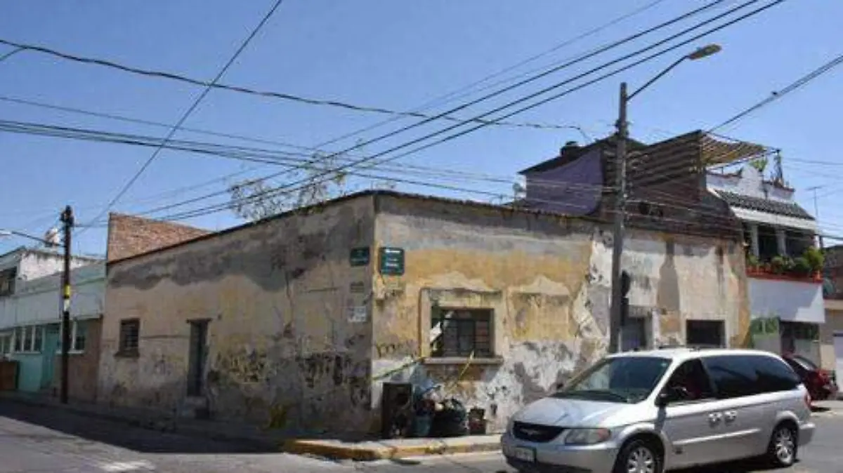 casa en riesgo de colapso