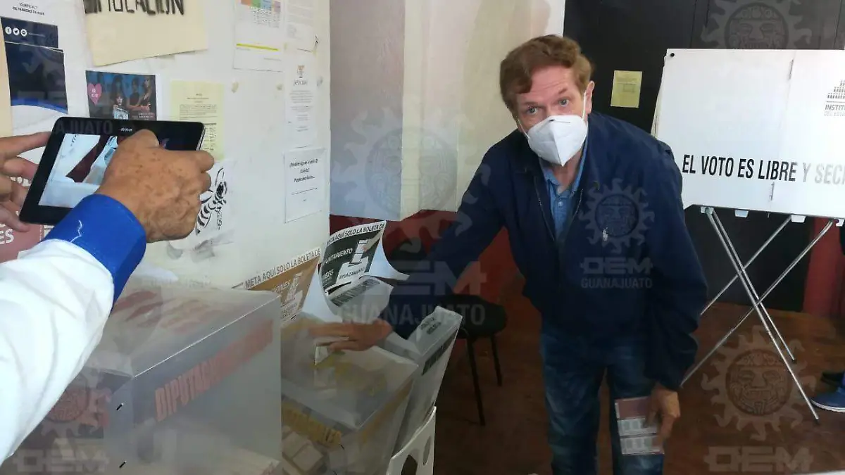 3504501b-476f-4d8c-80a9-a6ada9c20e87