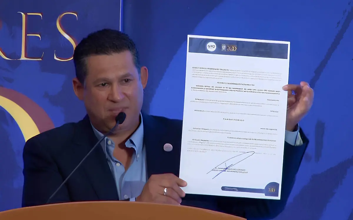 EMITE DECRETO PARA INSTITUIR DIA ESTATAL PARA VISIBILIZAR A LA MUJER (1)