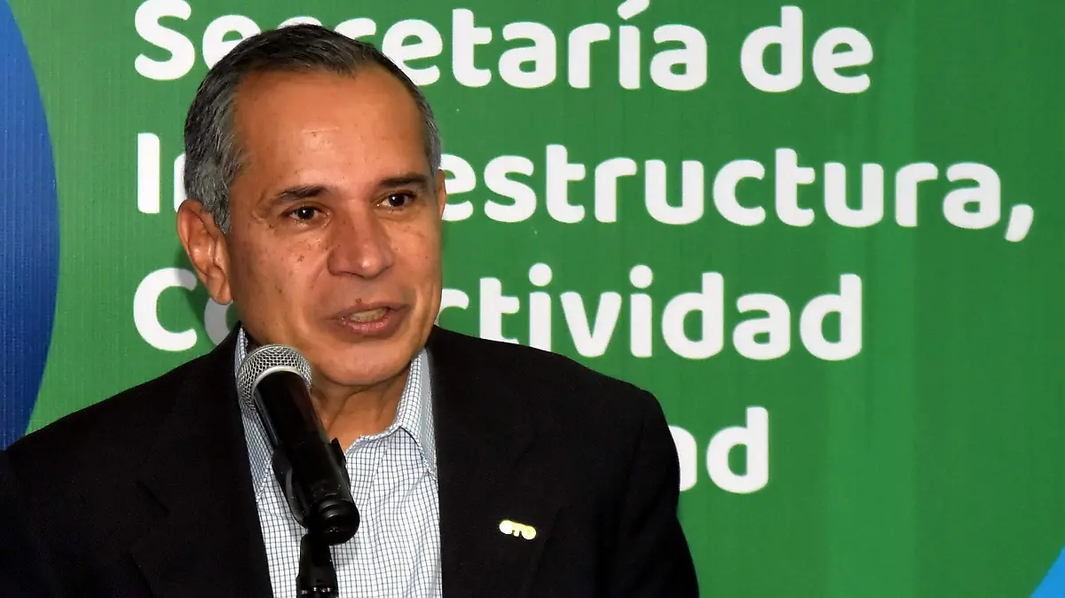 CONSTRUCTORES Y OBRA PUBLICA (2)