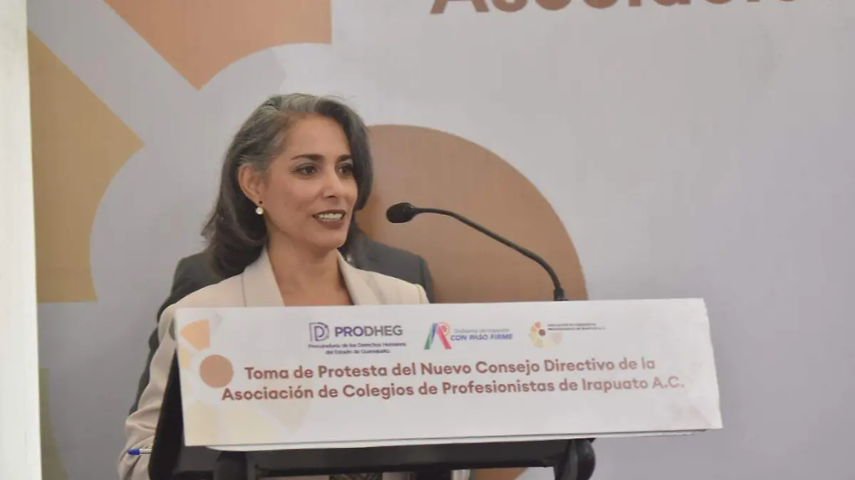 Ana-Laura-Pérez-Verdusco (2)