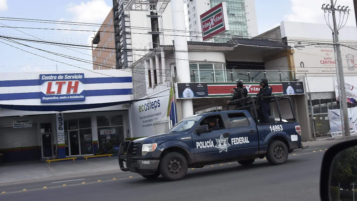 COORDINACIÓN POLICÍAS (2)