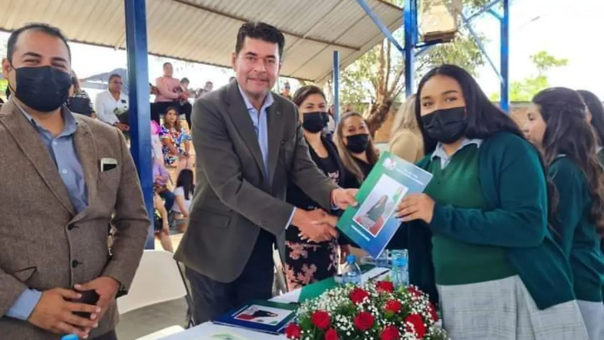 4daf4bbb-f52e-4b39-ad87-4865a64e44bb