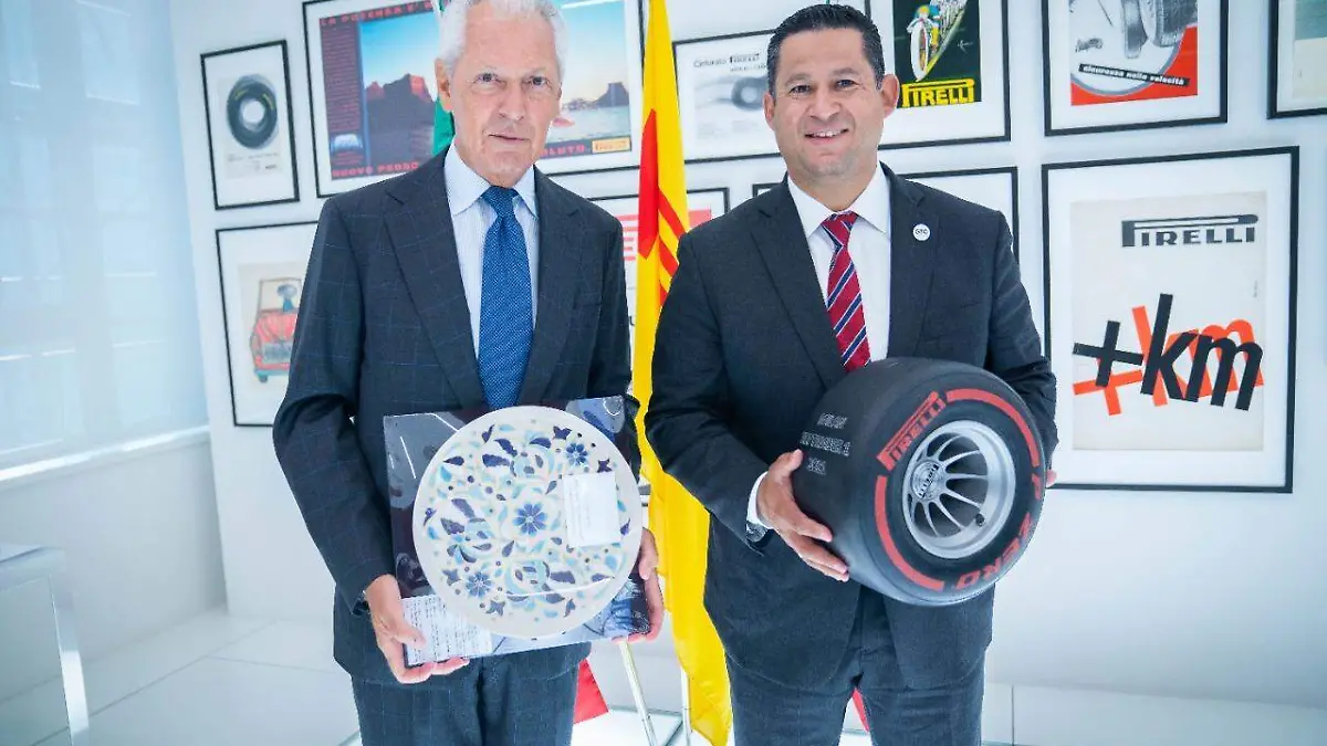 Anuncia-Pirelli (2)