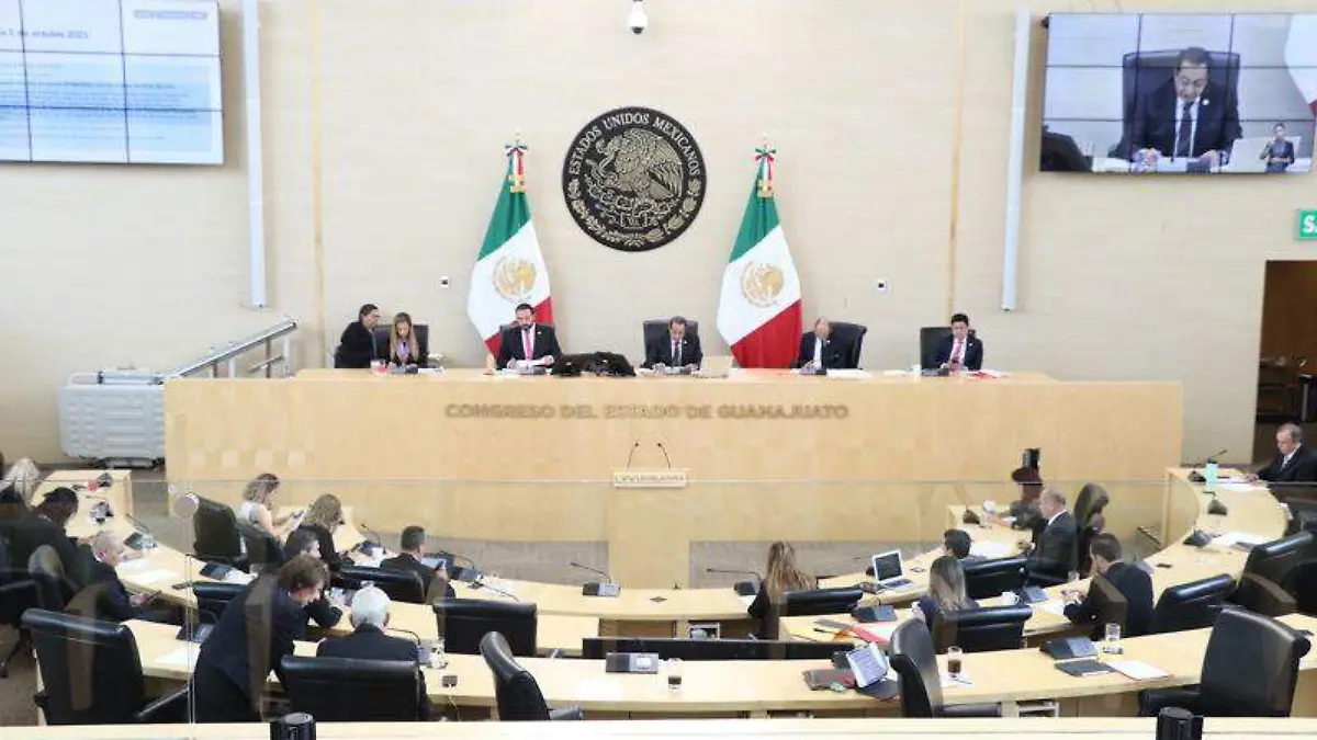 A-la-Comisión-de-Educación
