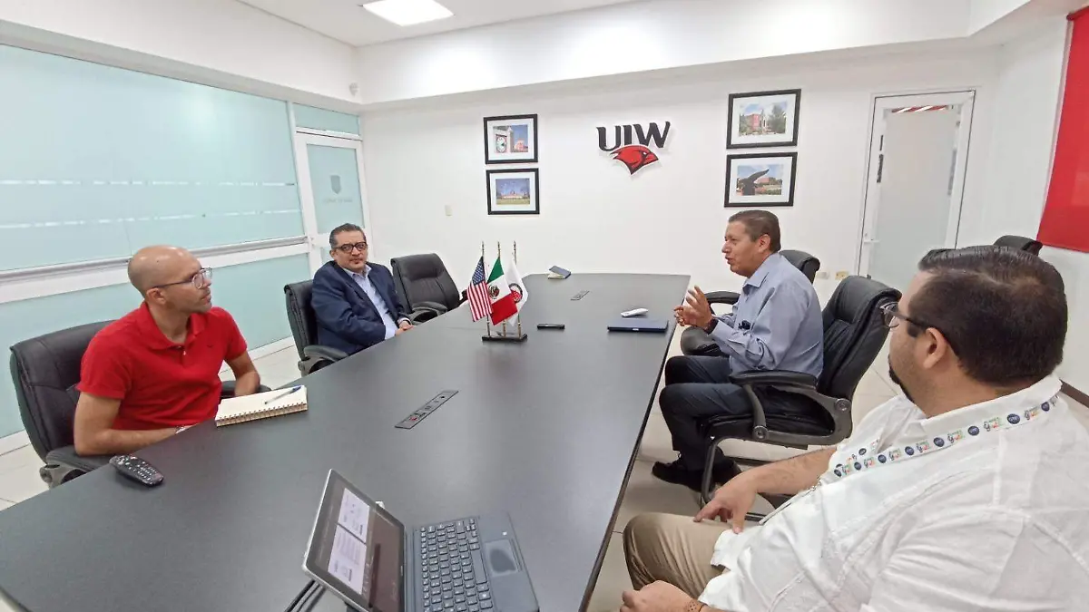 buscan insignia Planet Youth (1)