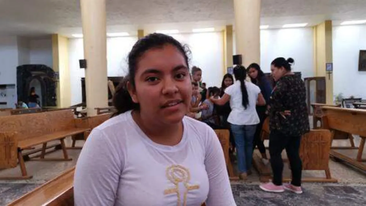 MUJERES PIADOSAS (3)