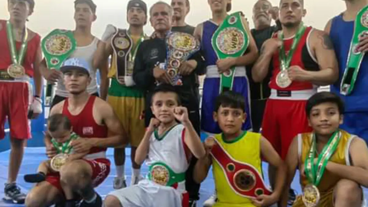 FUE POLICIA Y BOXEADOR EL “CACHORRO” VELAZQUEZ 5