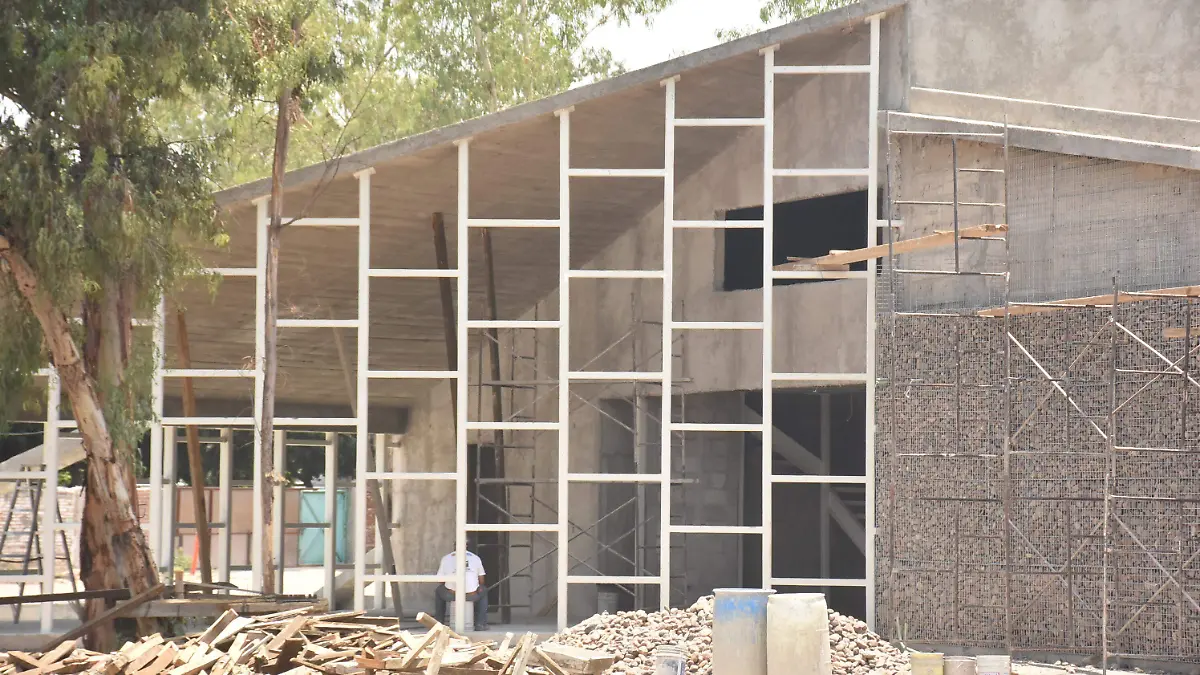 CENTRO AMBIENTAL (2)