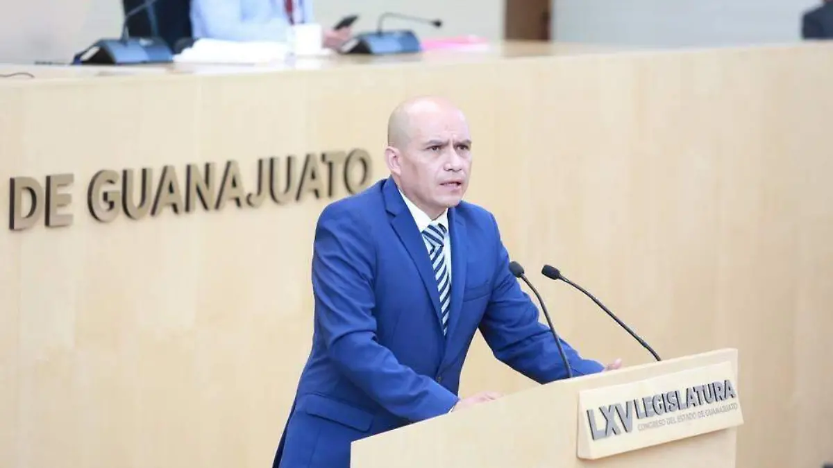 El-diputado-Martín-López