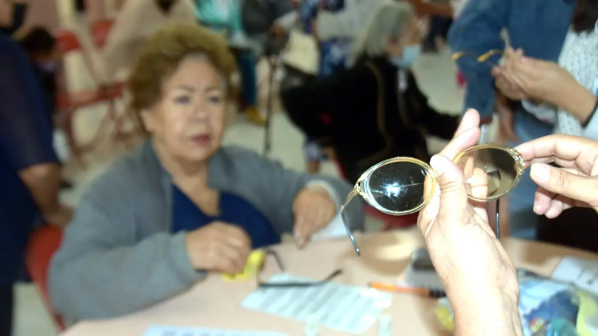 CAMPANA  DE LENTES CLUB DE LEONES (4)