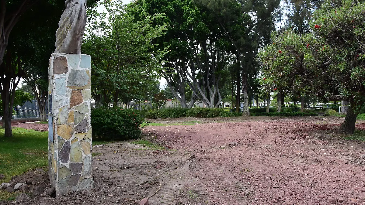TERRENO DE CENTRO DE ESPECIALIDADES (8)