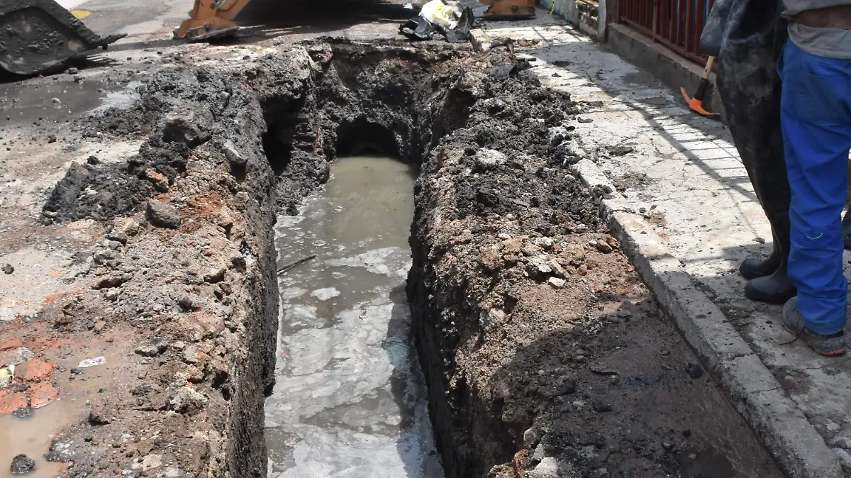 Aparecen-Más-Socavones-(2)