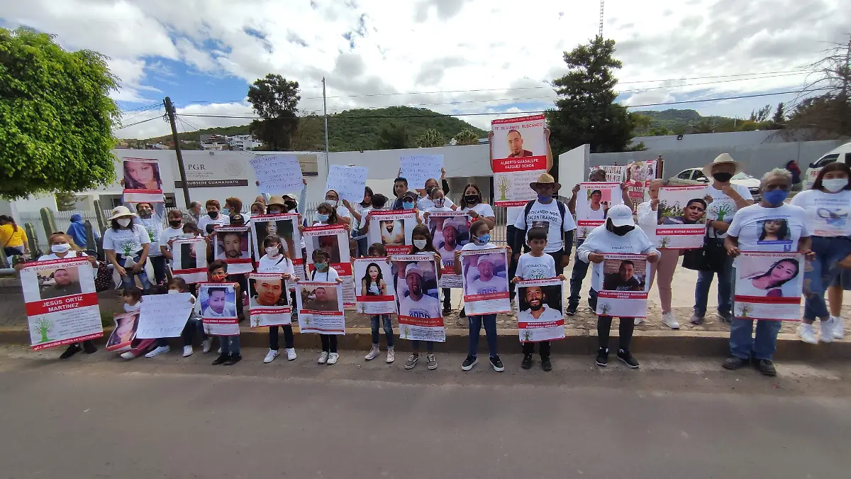 LEY DE BUSQUEDA NO DEBE APROBARSE AL VAPOR (1)