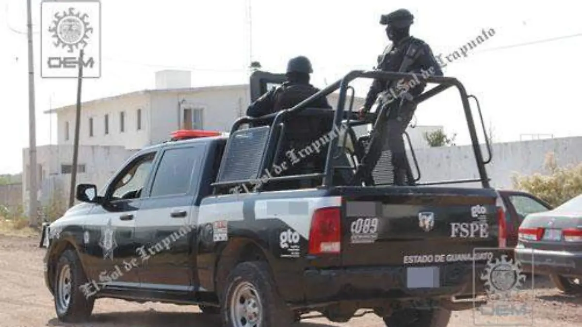 LOS POLICIAS MUNICIPALES POKOKOK