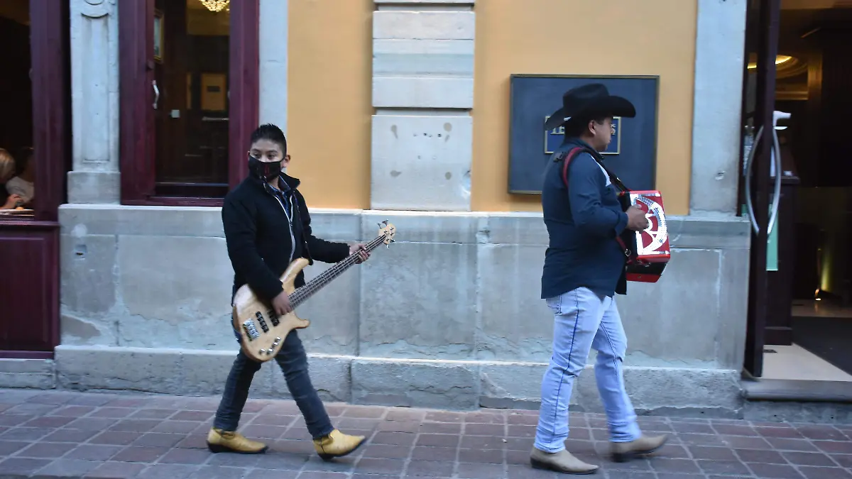 La-familia-padrón-llena-de-música  (2)