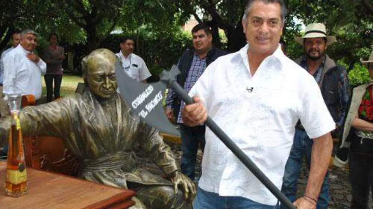 AL TOMAR EL HACHA OK