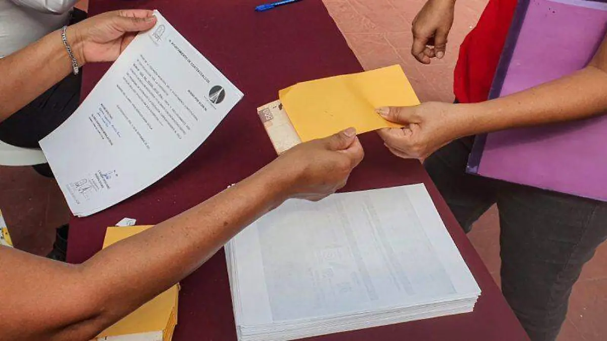 24e3e006-dd5c-49a2-98a0-9c894d7cfe5d