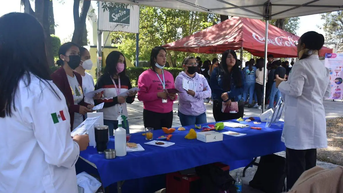 Realizan-Feria-de-Servicios-okokok