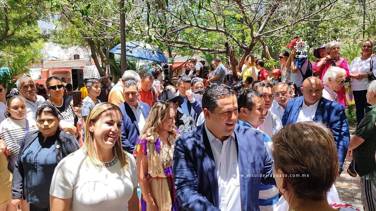 El-Gobernador-Estuvo-Presente-3-okokok