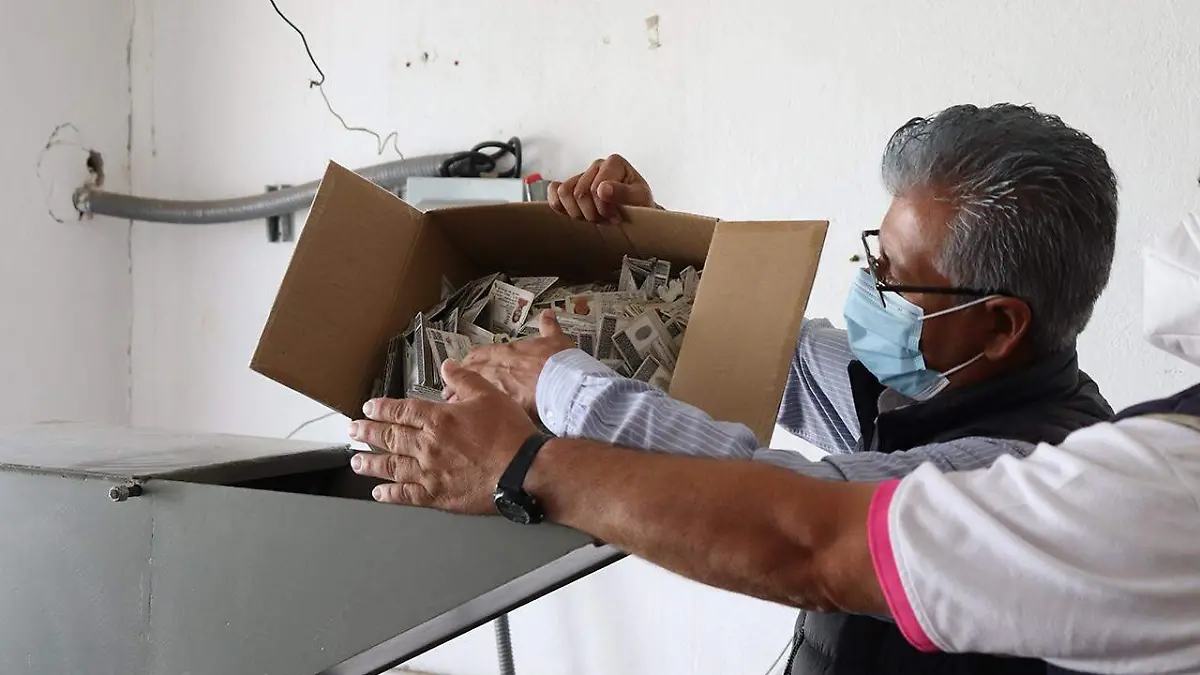 Guanajuato trituran cerca de 70 mil credenciales de elector (4)