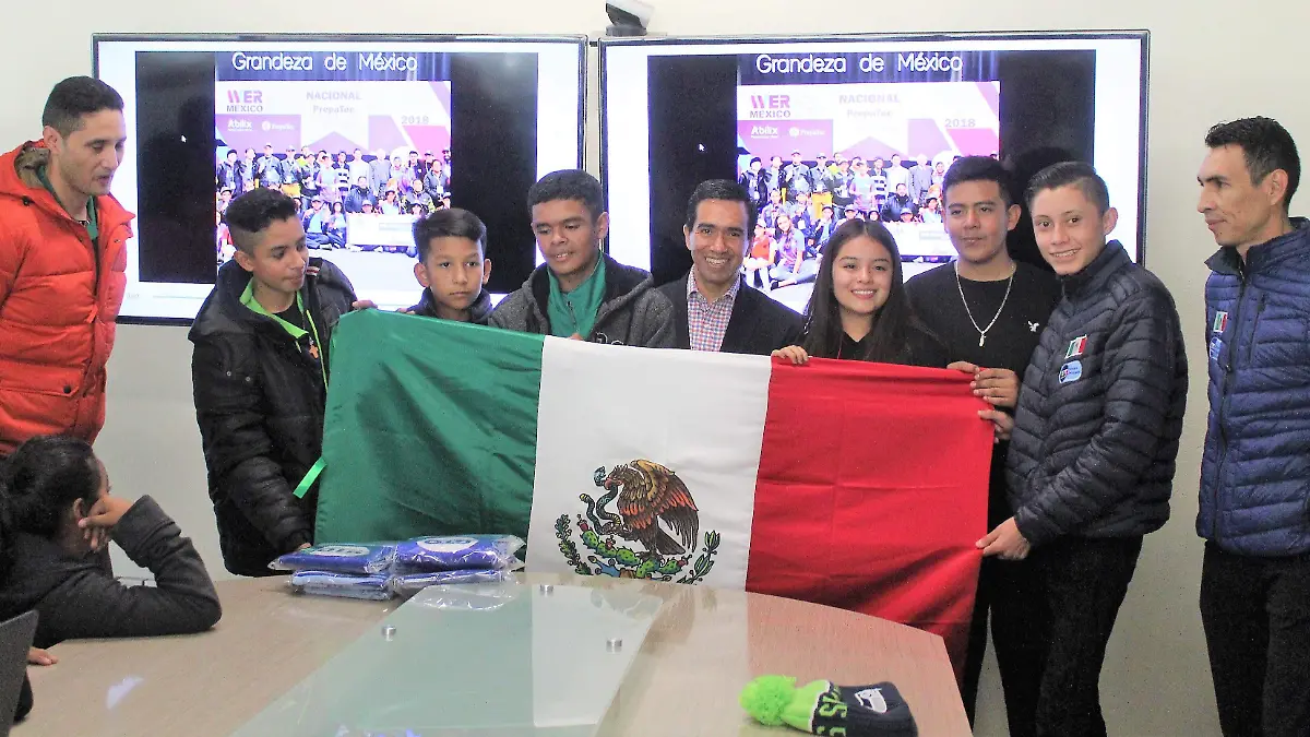 NIÑOS ROBOTICOS (2)