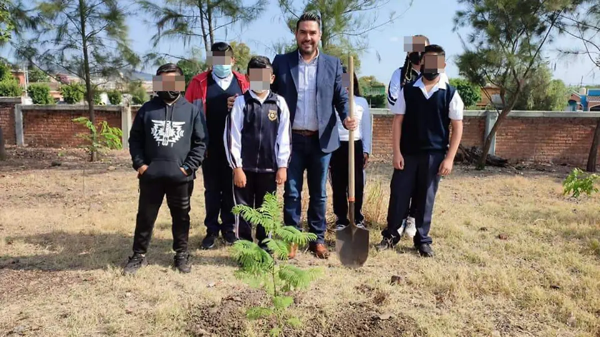 80a938dd-5295-4b05-a313-8da90a52838b